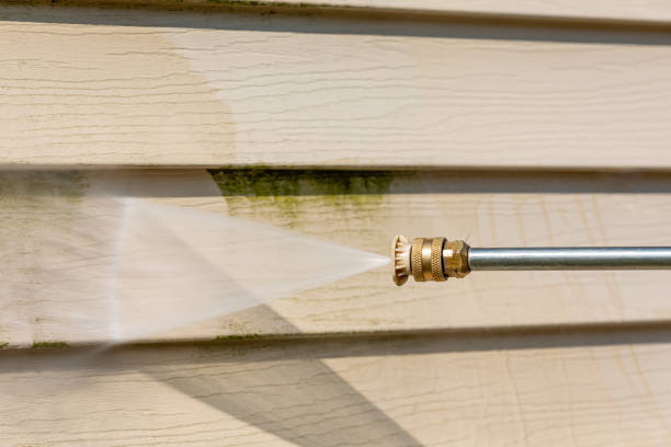 Best Deck Cleaning Services  in Goldens Bridge, NY